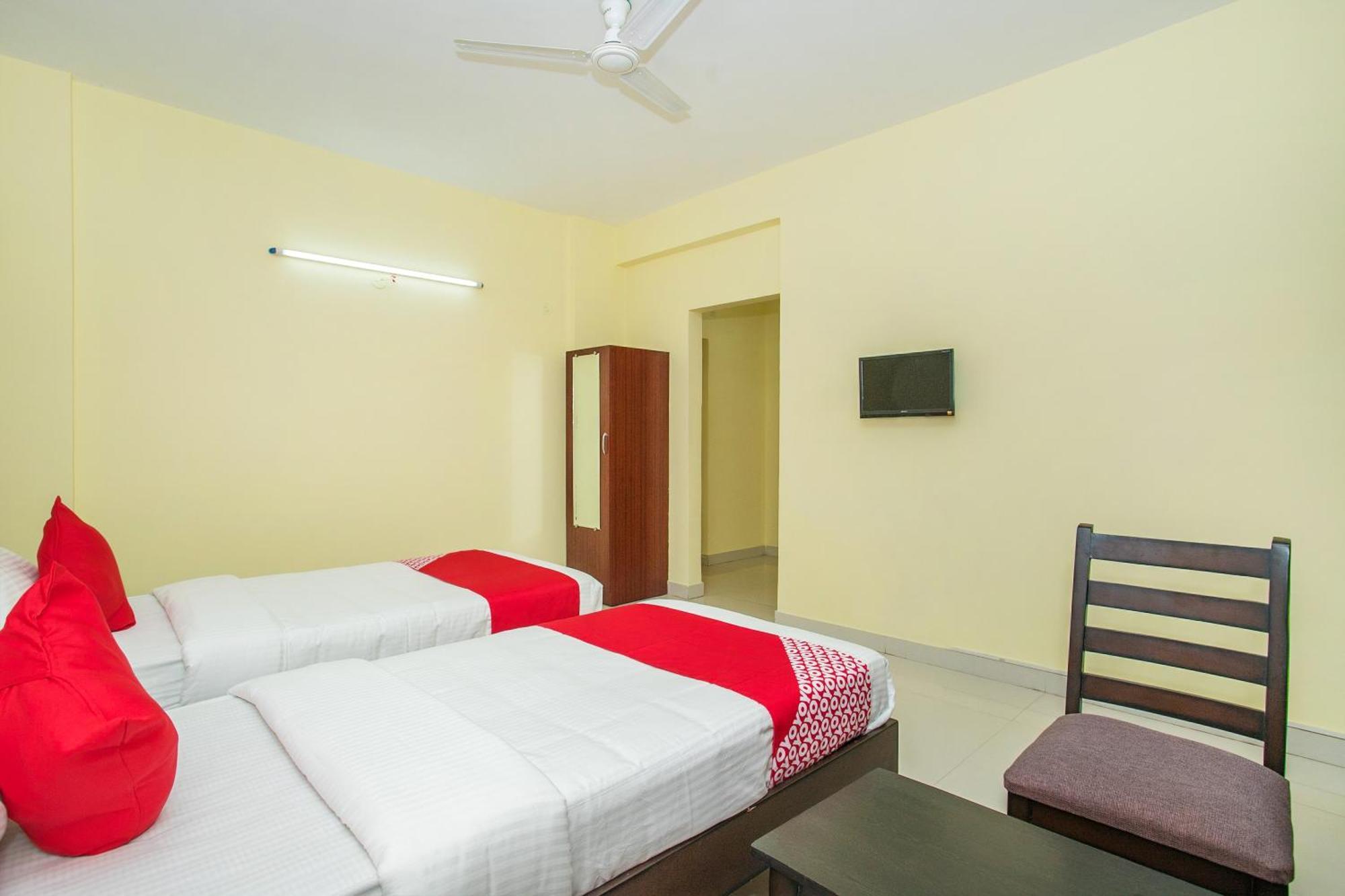 Hotel O Gymkhana Comforts Jalahalli Bagian luar foto